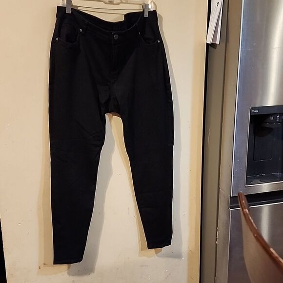 Kut from the kloth black jeans size 16W perfect condition - Picture 1 of 6